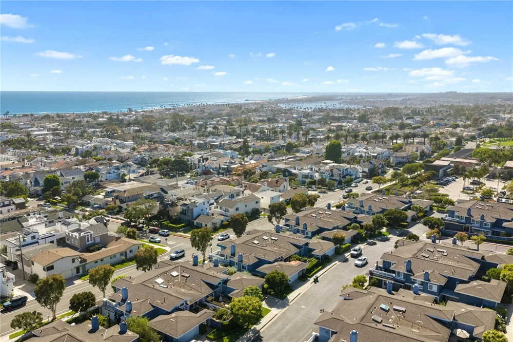 3600 5th Corona del Mar, CA 92625