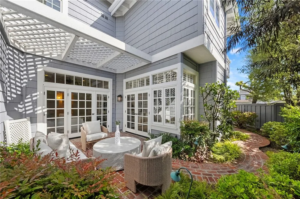 3600 5th Corona del Mar, CA 92625