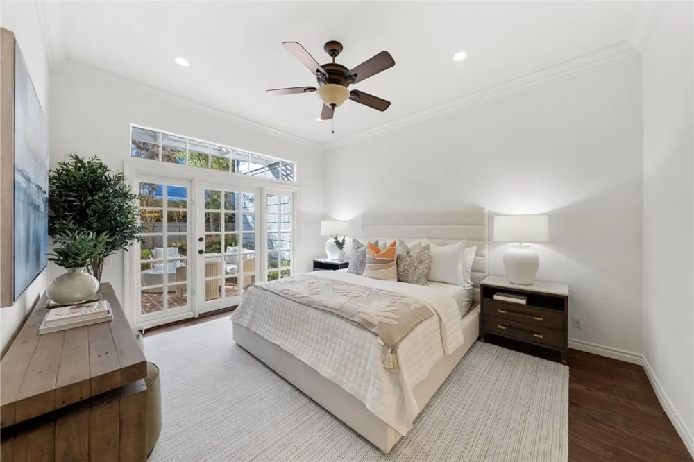 3600 5th Corona del Mar, CA 92625