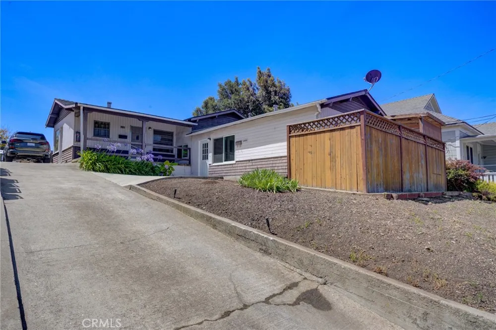 1023 Walnut Street San Luis Obispo, CA 93401