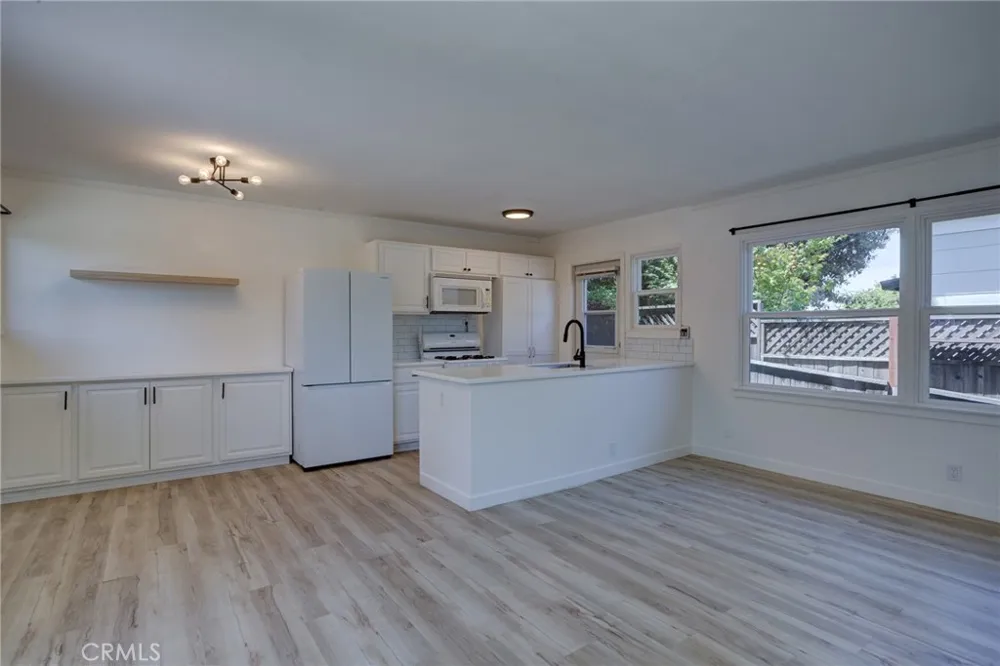 1023 Walnut Street San Luis Obispo, CA 93401