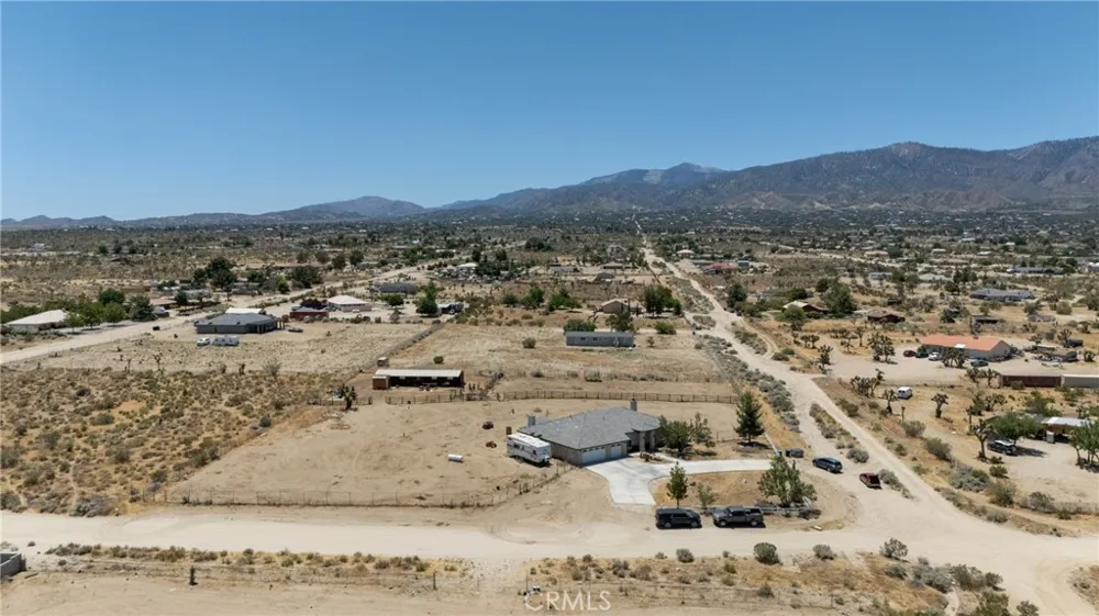 11671 Desert View Pinon Hills, CA 92372