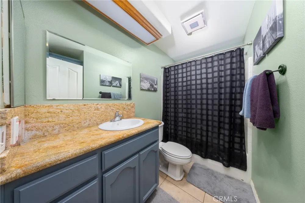 11671 Desert View Pinon Hills, CA 92372