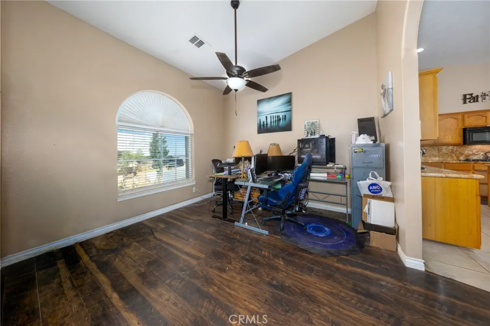 11671 Desert View Pinon Hills, CA 92372