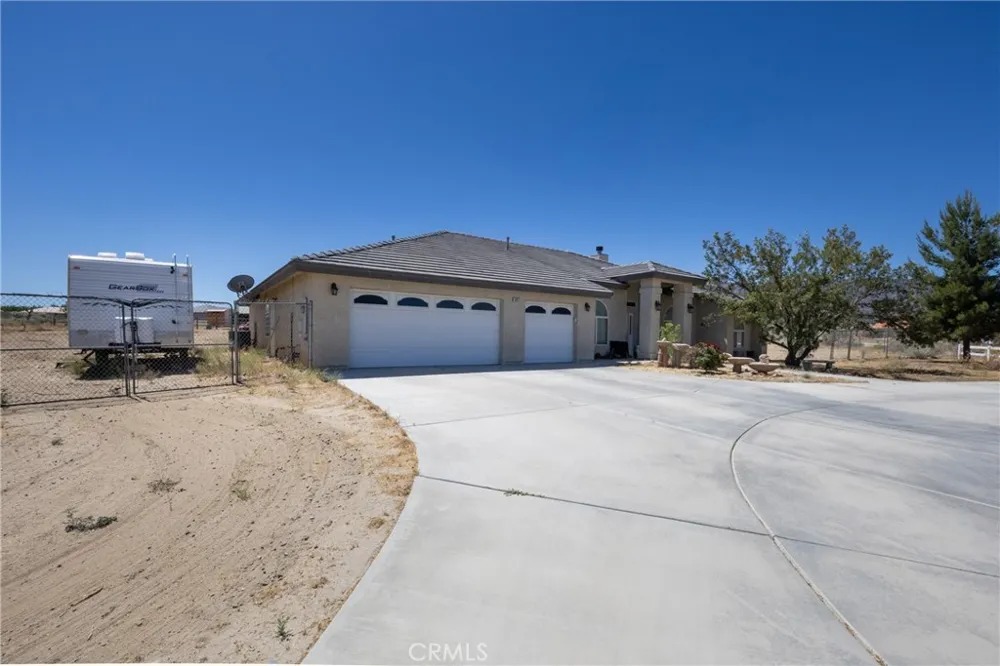 11671 Desert View Pinon Hills, CA 92372