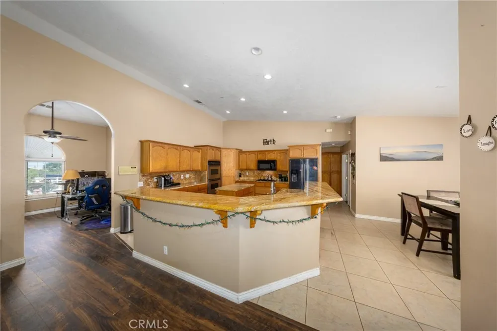 11671 Desert View Pinon Hills, CA 92372