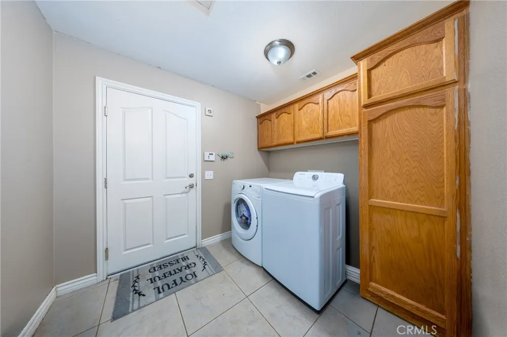 11671 Desert View Pinon Hills, CA 92372