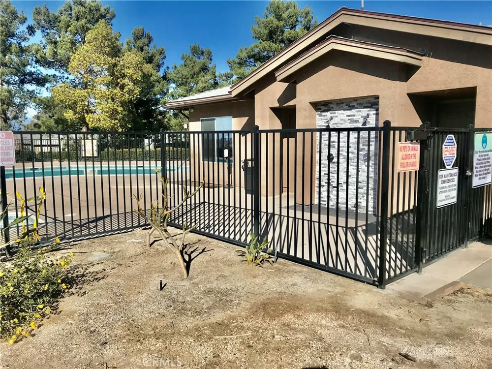 2612 Avenida Del Vista #203 Corona, CA 92882