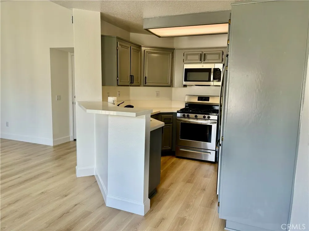 2612 Avenida Del Vista #203 Corona, CA 92882