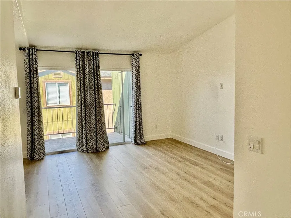 2612 Avenida Del Vista #203 Corona, CA 92882