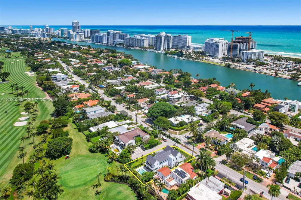 5262 La Gorce Dr Miami Beach, FL 33140