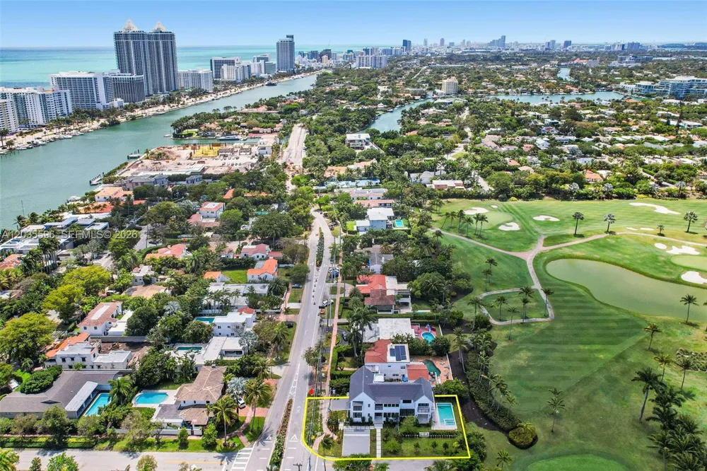 5262 La Gorce Dr Miami Beach, FL 33140