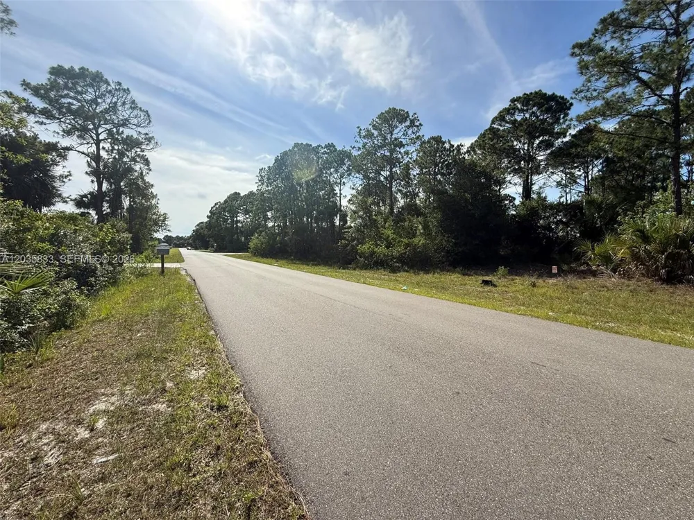 202 Jacaranda AVE NW Palm Bay, FL 32907