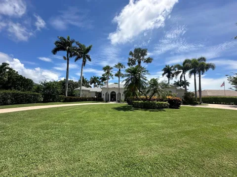 645 Atlantis Estates Way