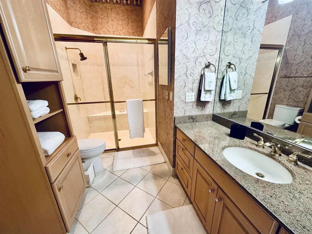 645 Atlantis Estates Way Atlantis, FL 33462