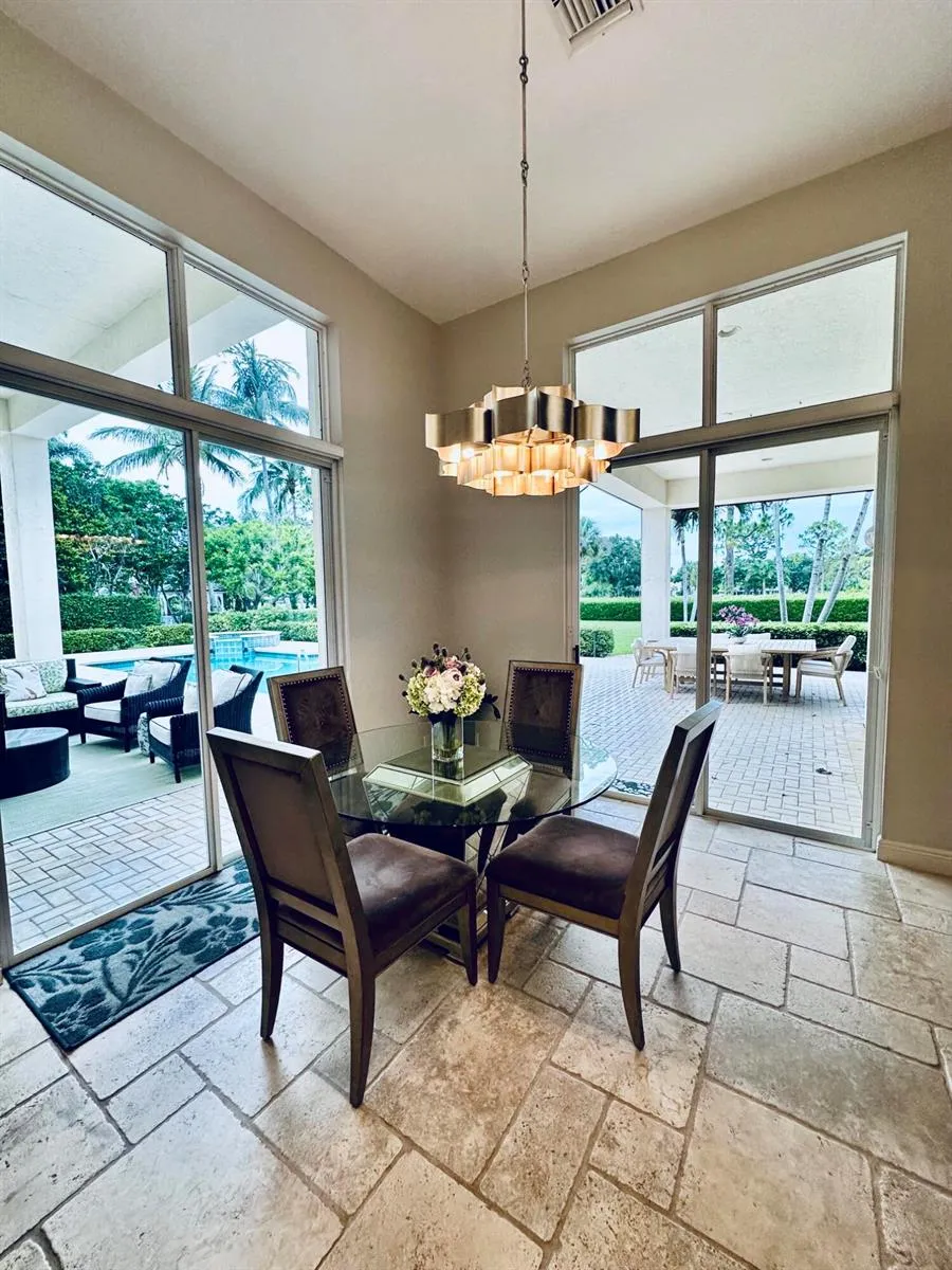 645 Atlantis Estates Way Atlantis, FL 33462