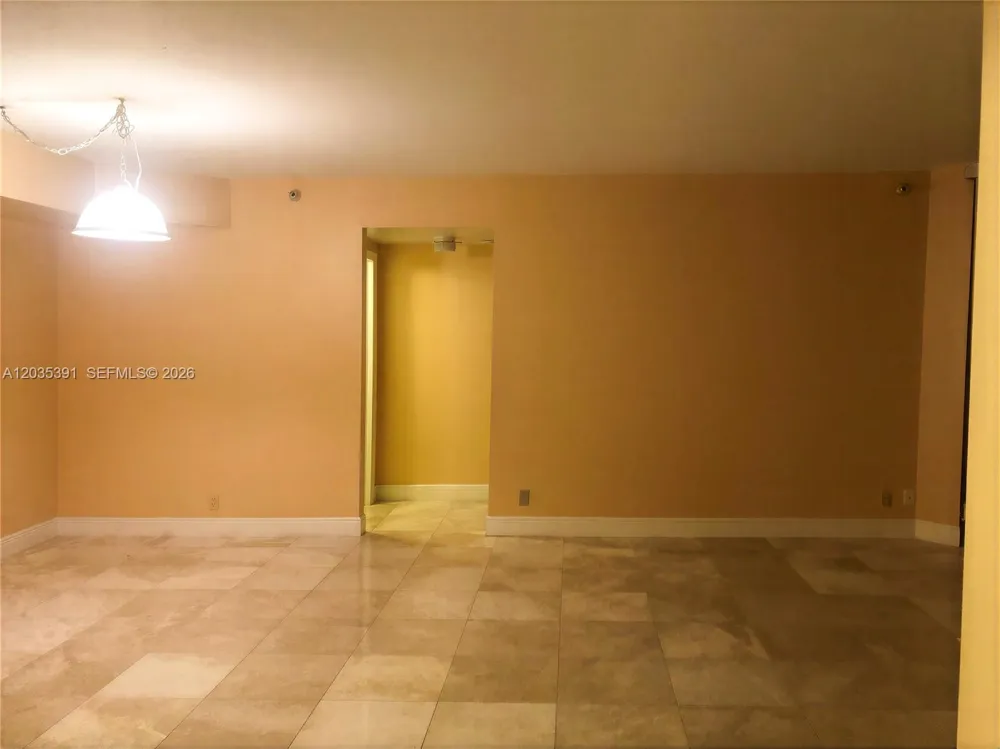3610 Yacht Club Dr #312 Aventura, FL 33180