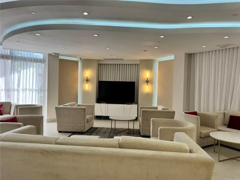 3610 Yacht Club Dr #312 Aventura, FL 33180
