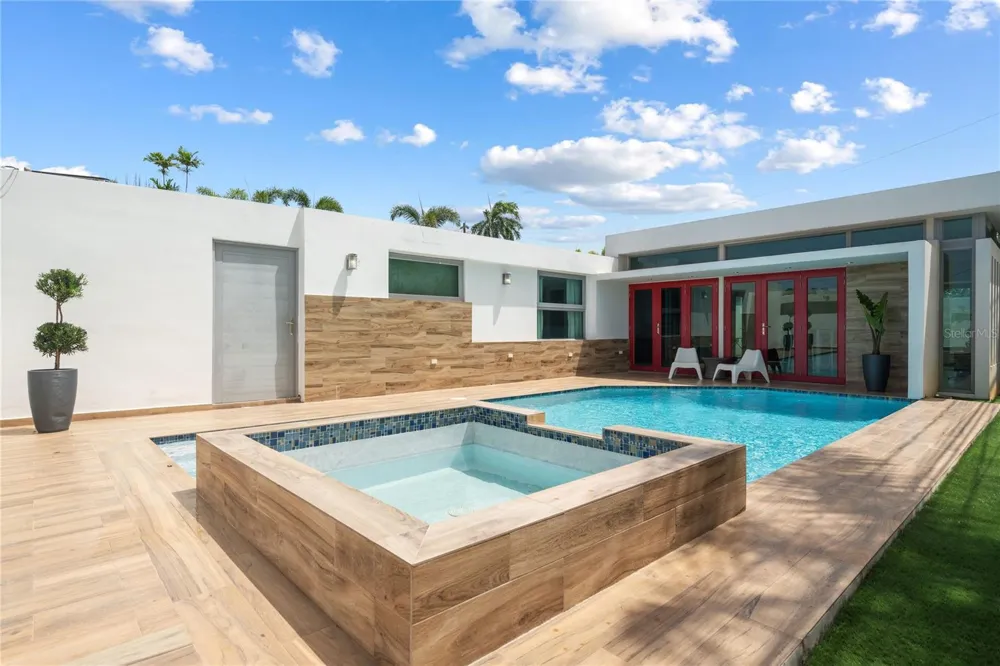 840 MALAGA Guaynabo, PR 00966