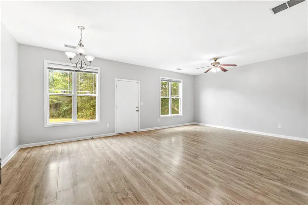 7268 Loblolly Lane Morrow, GA 30260