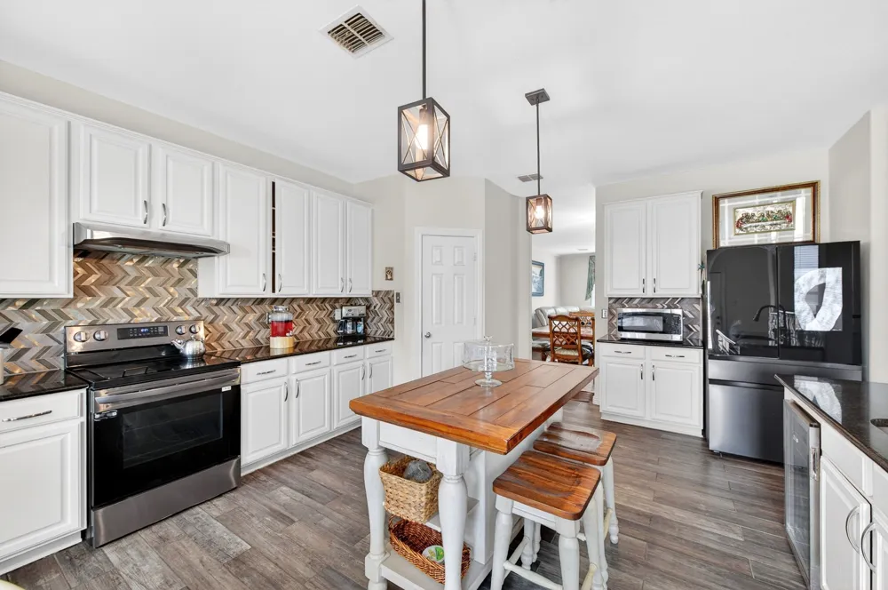 1503 Quail Ridge Drive Cedar Hill, TX 75104