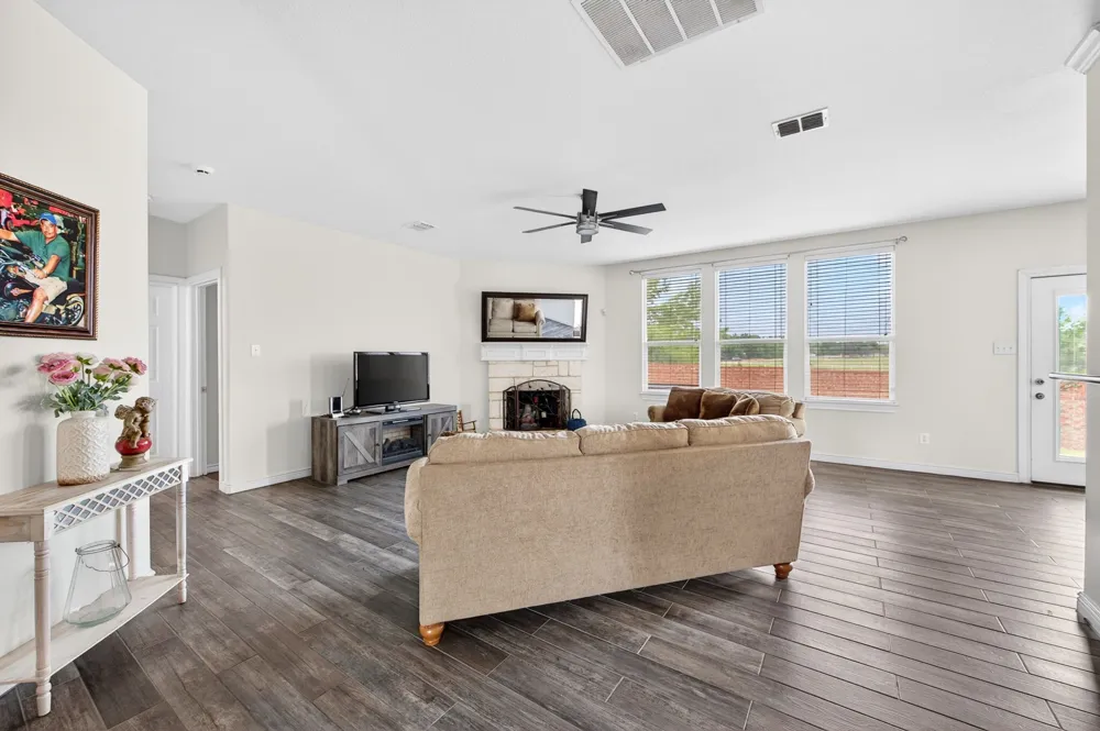 1503 Quail Ridge Drive Cedar Hill, TX 75104