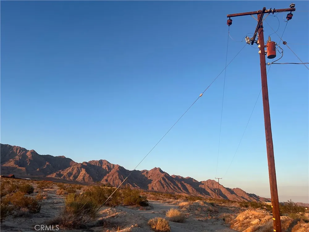 Mountain View Road 29 Palms, CA 92277