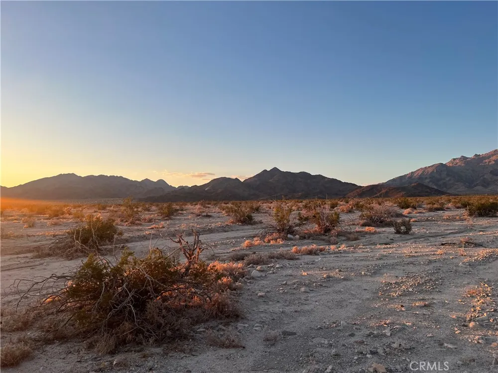 Mountain View Road 29 Palms, CA 92277