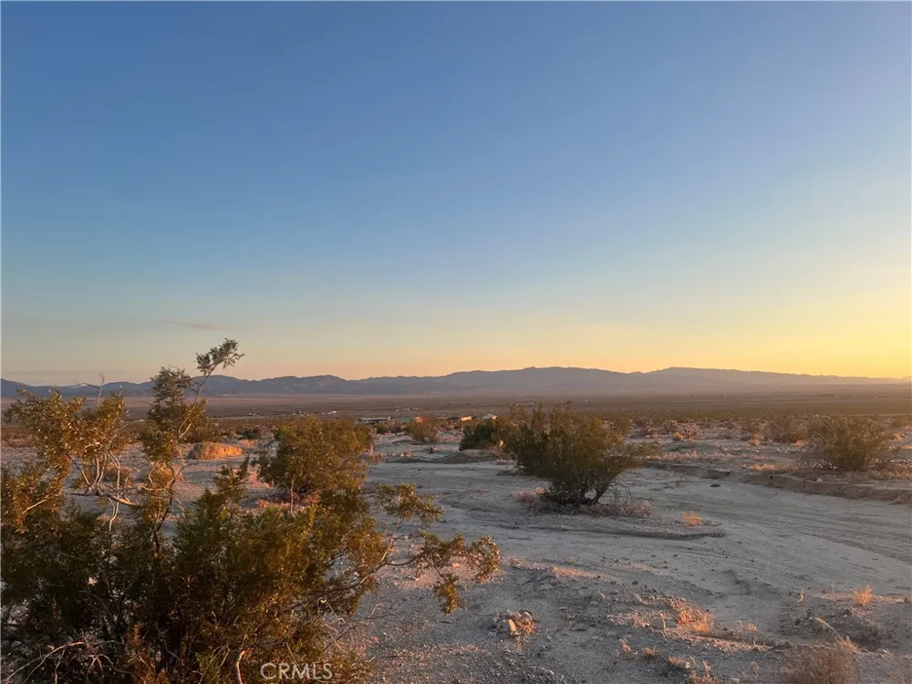 Mountain View Road 29 Palms, CA 92277
