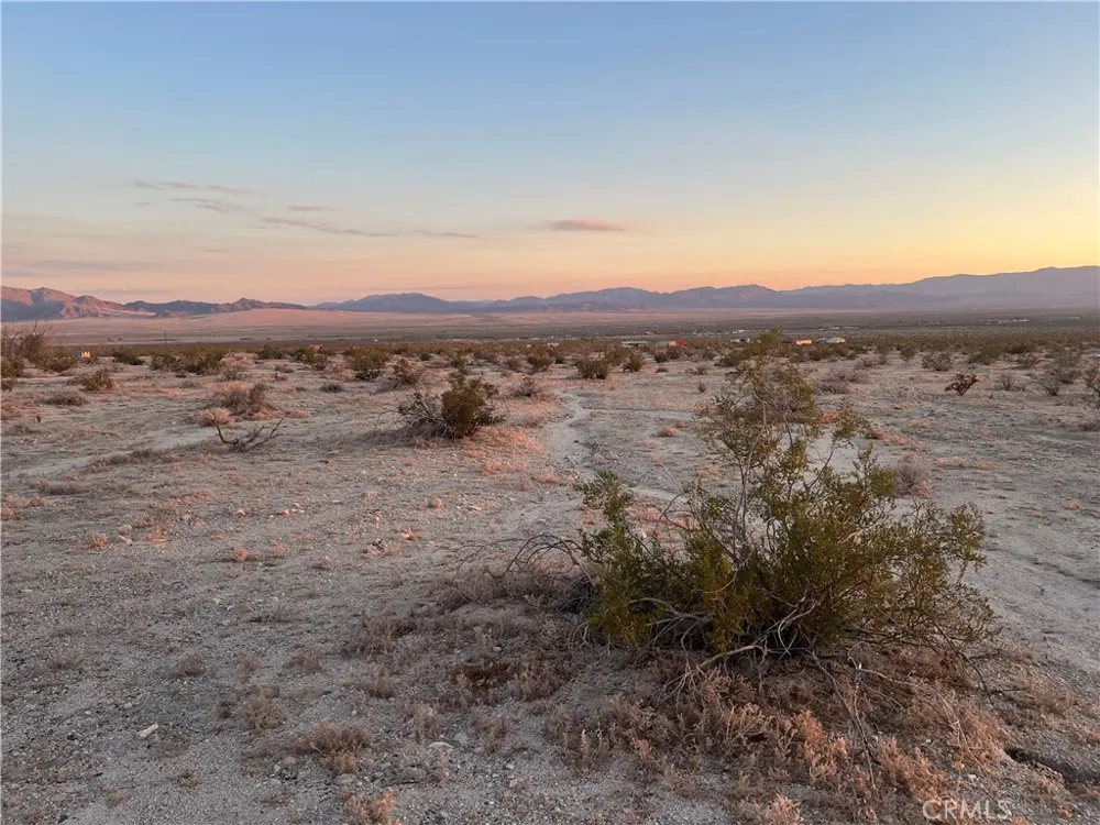 Mountain View Road 29 Palms, CA 92277