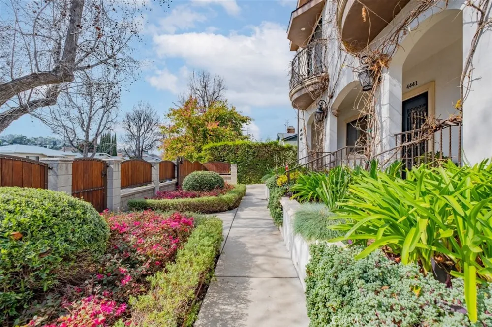 4441 Alumni Avenue Los Angeles, CA 90041