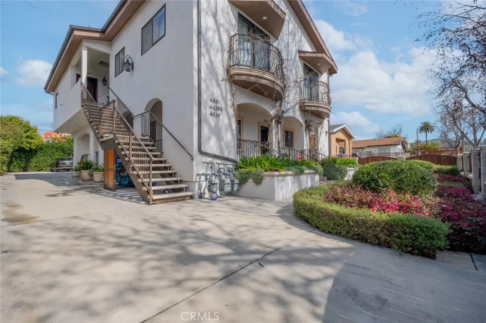 4441 Alumni Avenue Los Angeles, CA 90041