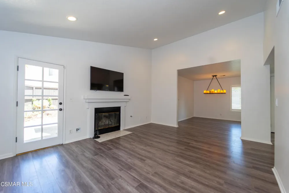 4365 Oak Glen Street Calabasas, CA 91302