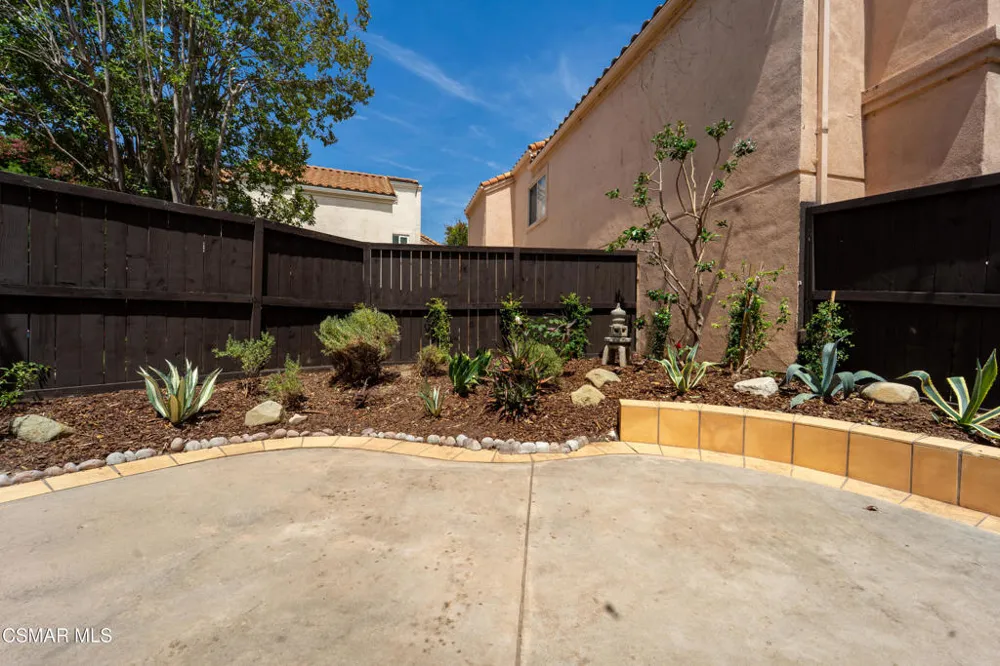 4365 Oak Glen Street Calabasas, CA 91302
