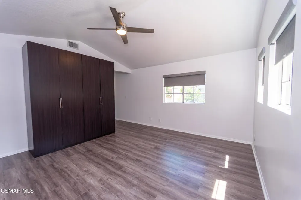 4365 Oak Glen Street Calabasas, CA 91302