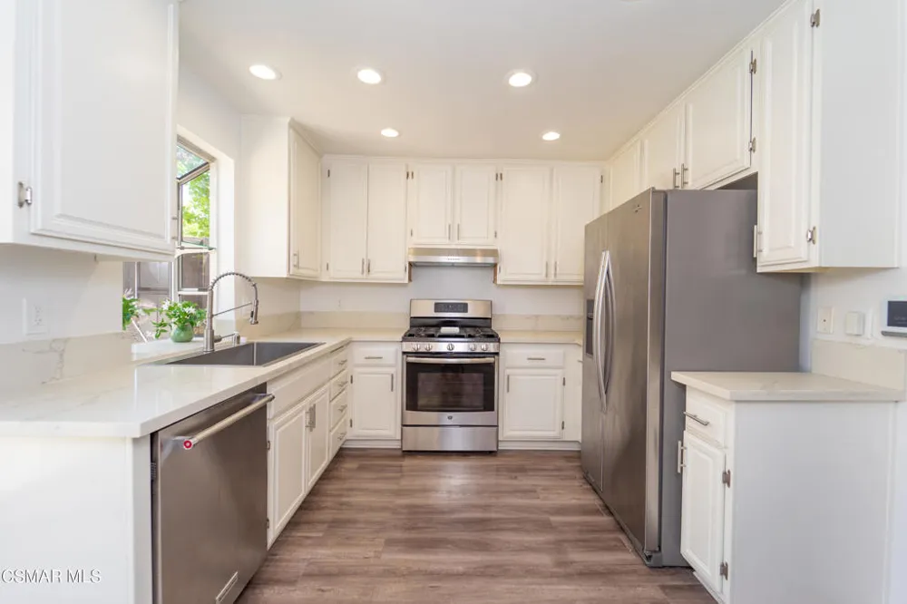 4365 Oak Glen Street Calabasas, CA 91302