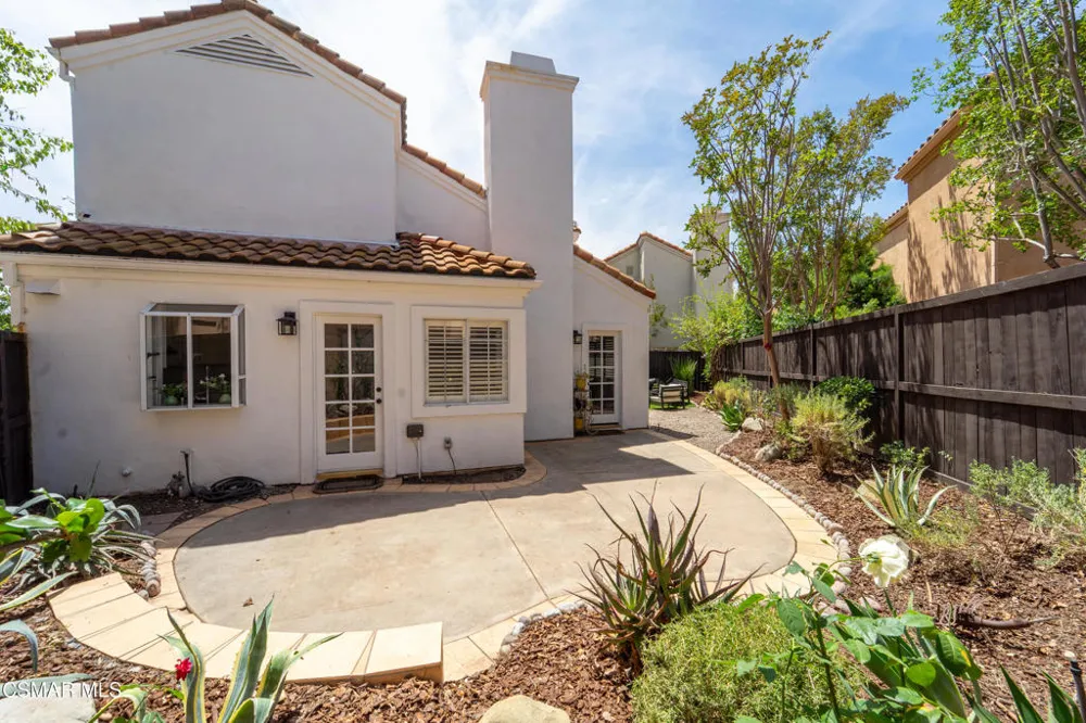 4365 Oak Glen Street Calabasas, CA 91302