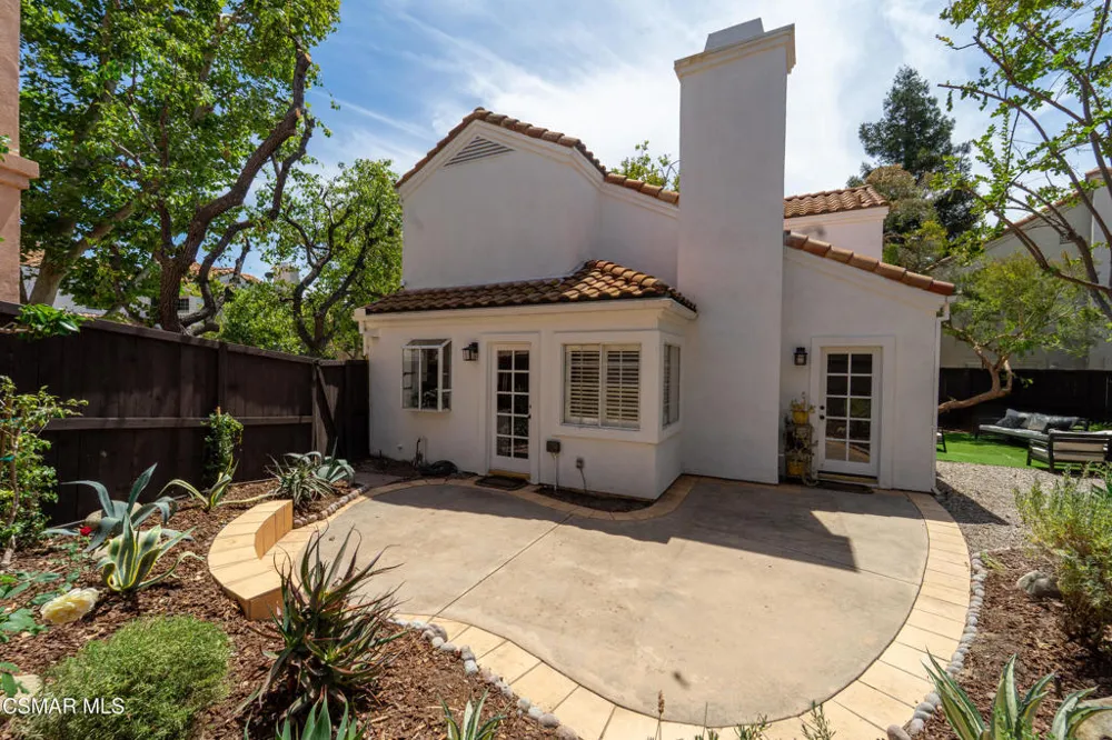 4365 Oak Glen Street Calabasas, CA 91302