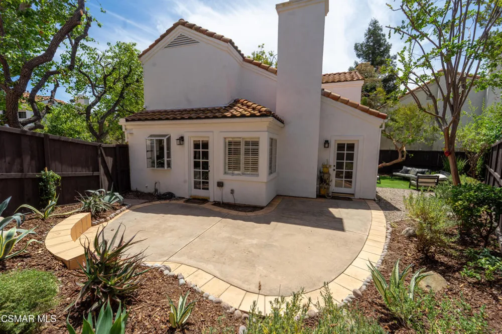 4365 Oak Glen Street Calabasas, CA 91302