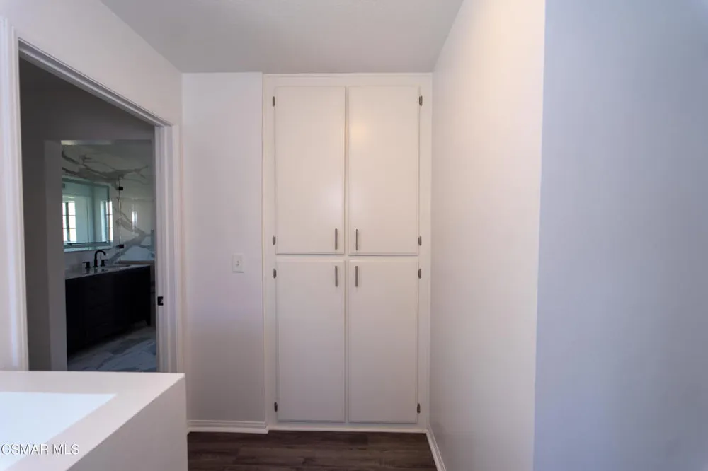 4365 Oak Glen Street Calabasas, CA 91302