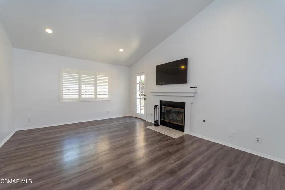 4365 Oak Glen Street Calabasas, CA 91302