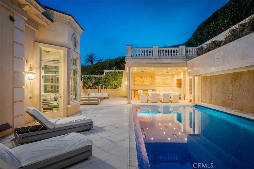 145 Irvine Cove Court Laguna Beach, CA 92651
