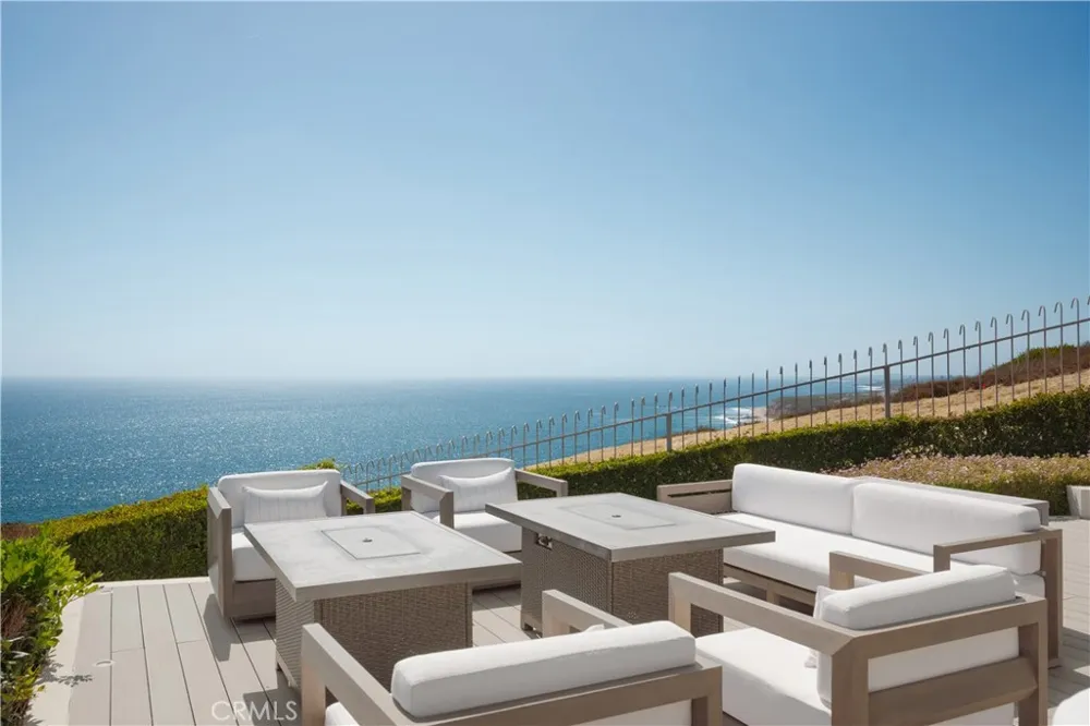 145 Irvine Cove Court Laguna Beach, CA 92651