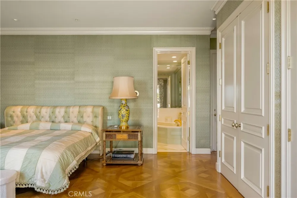 145 Irvine Cove Court Laguna Beach, CA 92651