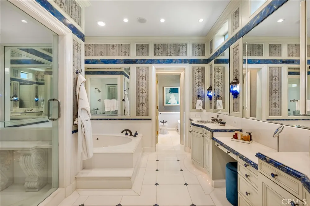 145 Irvine Cove Court Laguna Beach, CA 92651