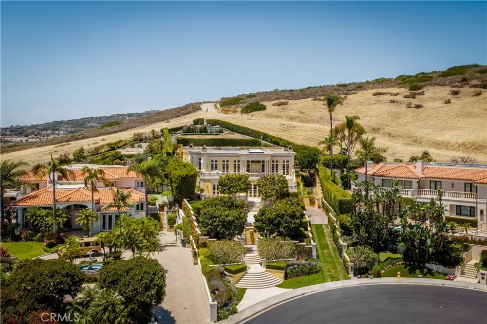 145 Irvine Cove Court Laguna Beach, CA 92651
