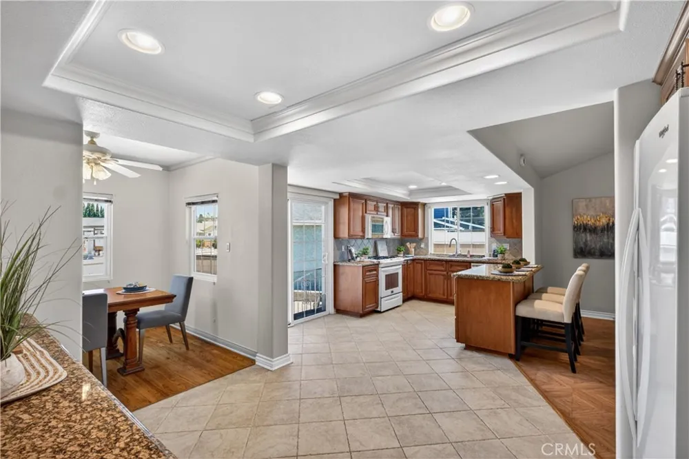 2722 185th Street Redondo Beach, CA 90278
