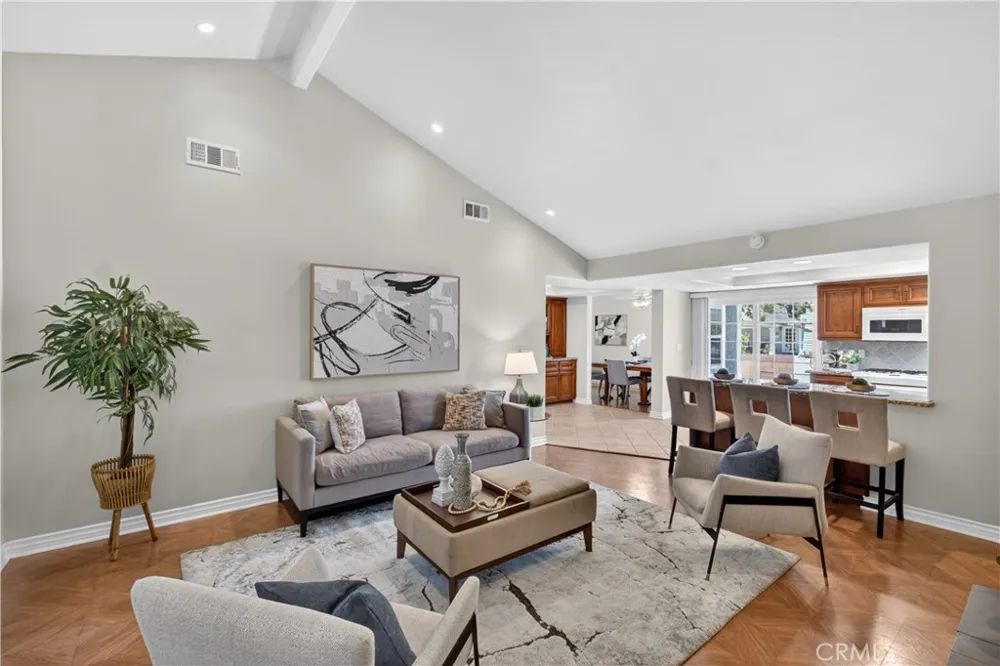 2722 185th Street Redondo Beach, CA 90278