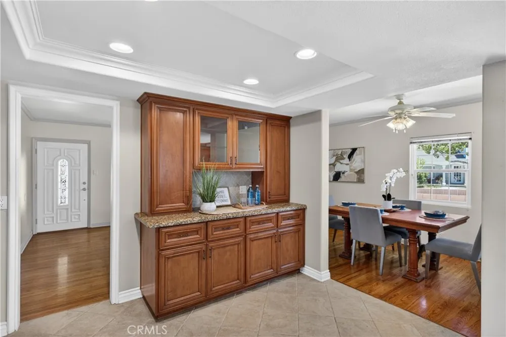 2722 185th Street Redondo Beach, CA 90278