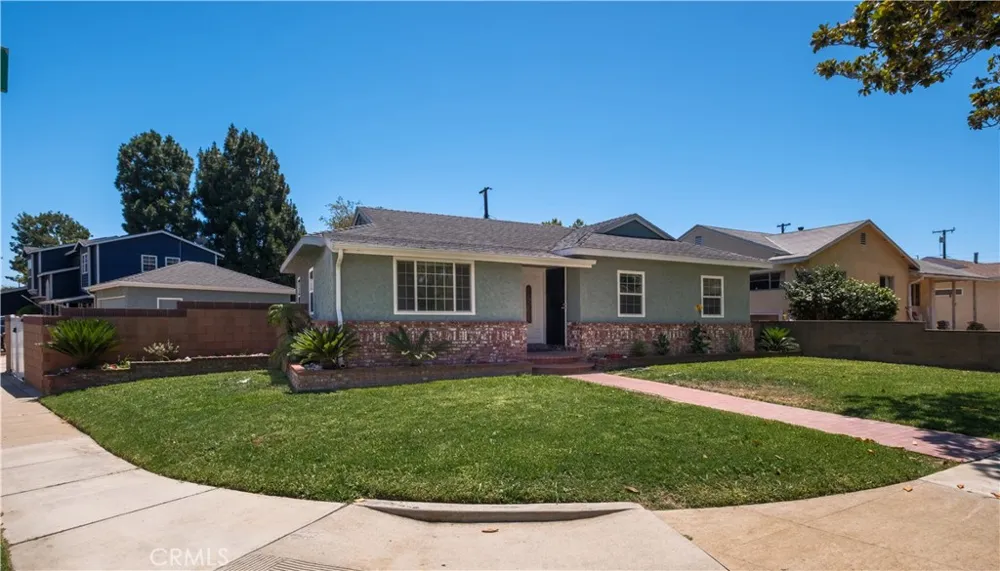 2722 185th Street Redondo Beach, CA 90278